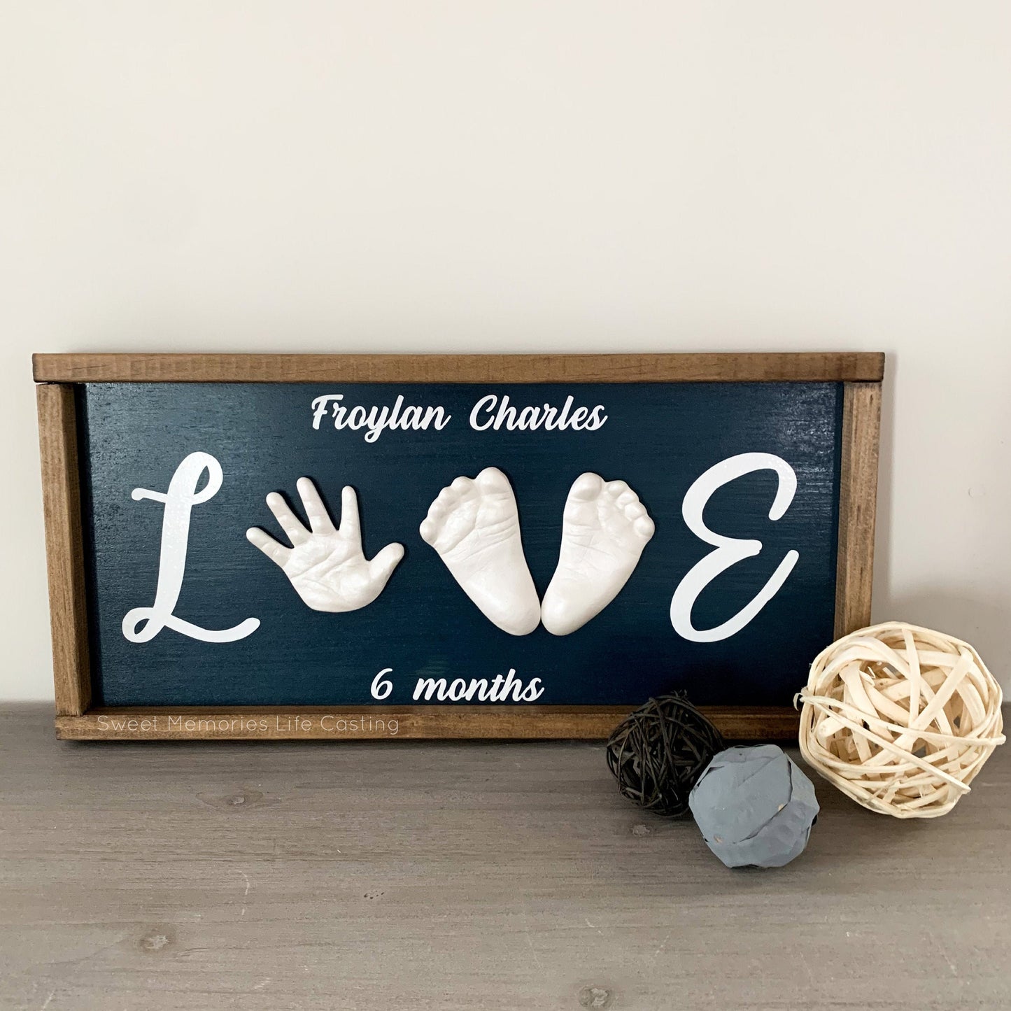 LOVE wooden sign casting kit for baby 0-18 months